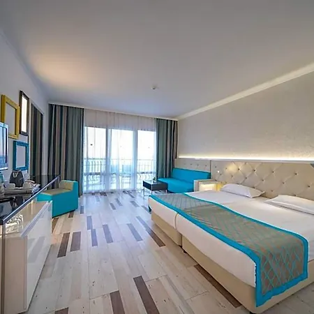 Sentido Marea 4* Aranyhomok